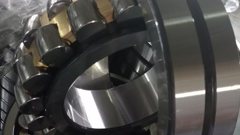 调心滚子轴承润滑脂：如何选择与维护**